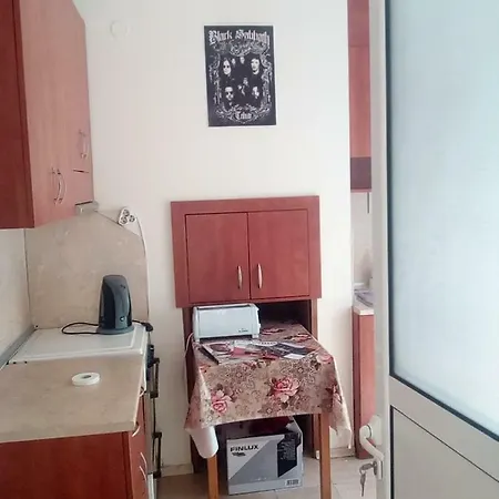호스텔 Goodmann Dorm 바르나